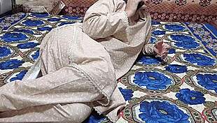 Pakistani girl fucked hard doggystyle by Arabic boss