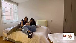 Scarlett Y Chanel Juegan Con Su Nueva Muñeca Sexual De Tantaly!