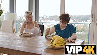 Virtually Kinky Scene With Mature Milf In Stockings