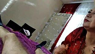 Aimee, the hot MILF aka Aimeeparadise, reigns as queen of married cocksuckers 😘