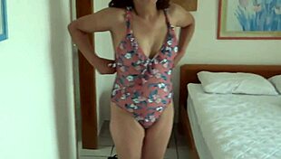 Stepmom Shaves Pussy At Beach Wears Bikini And Masturbates