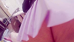 Colombian Milf Secretary Records Without Panties, Seeks Man For Deep Anal