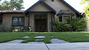 Hot lesbian milf rips clothes for quick pussy licking orgasm