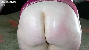 Closeup View of Horny Pussy Fingering Leading to Squirt Orgasm