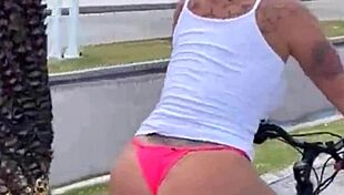 i'm cassiana costa fuckin with an anal plug in my big ass, ridin hard and bent over 😍