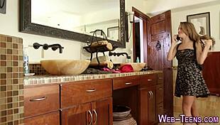 Pussy fingering teen with small tits in high definition