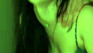 रफ चोदाई वाइल्ड डिजायर उसे व्होर की तरह चोदने का 4K HD टिम टीम