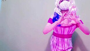 promo trans maddy diamond eating candies with her fat ass