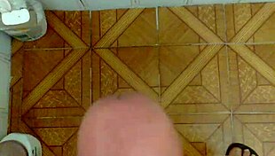 oh, the pleasure of my linda cumshot feels so intense