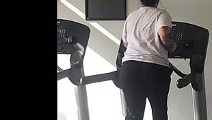 Big Booty Treadmill Girl