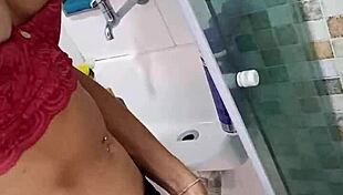 Paloma Veiga Showcasing Her Stunning Beauty