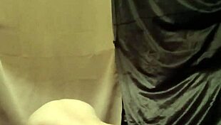 This slave's auto session involves piss and humiliation on 2025-01-28