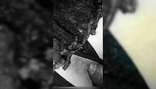 Me regaló lencería y luego se regaló mi culo