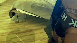 Stepbrother jerks off during amazing Italian creampie