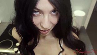 My cleaner lady doesn't protest for an extra tip 😏