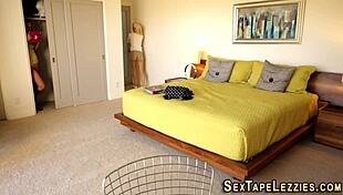 Teen lesbian experiences deep emotional connection through intimate tasting