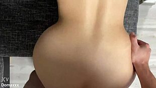 स्कूल गर्ल की कैमरा पर पहली पूरी चुदाई