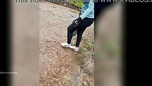 मैंने रैंच पर युवा 18+ कोलंबियन फार्म गर्ल को मेरे लंड को मिल्क करने के लिए पैसे दिए