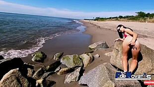 mature liberal woman meets mature german man on mexican beaches