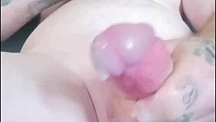 Solo jerkoff session ends in massive cumshot.