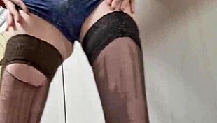 Teen Elza Kom's Story