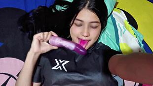 I touch my Colombian pussy sensually