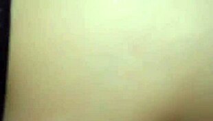 Descubro A Mi Hermanastra Masturbándose Y Por Mi Silencio Me Deja Follarla!