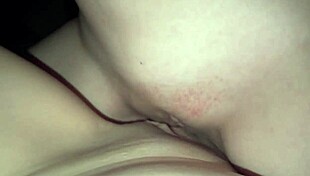 i love raw scissoring and lesbian kissing with my girlfriends at parties, it's so wet and tight 😍