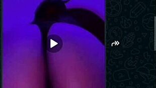 se puso muy caliente y le hice un masaje a mi mejor amiga en las nalgotas