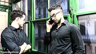 रियल एस्टेट एजेंट तीन लंड लेती है डबल पेनेट्रेशन से गांड तबाह काम पर