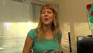 Jamie Foster Sucks and Fucks Her Black Employees BBC