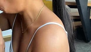 She satisfies her eating bbc with her stepbrothers -amateur couple- nysdel, want more?