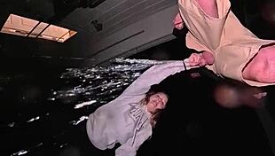 प्रेग्नेंट बीवी को होटल ग्लोरिहोल ले गया पब्लिक बिग कॉक सेक्स के लिए