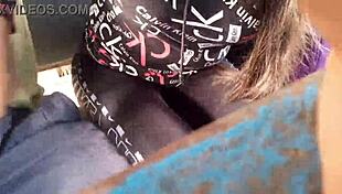 las nuevas formas de ligar en un bus un desconocido me toca las nalgas mientras viajo al campo a visitar a mi marido yo me puse sucia y terminamos haciendo locuras