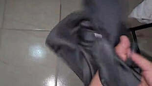 Xxx facil hermanastra jugando entre las sabanas con mi hermanastra