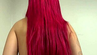 olha como o neg�o me deixou depois de socar muito no meu cu gozou no meu rostinho de putinha