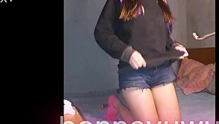 Bonneyuwu - 14 09 Argentina Puta Se Masturbaa En La Cama Con Un Dildo Transparente