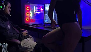 बीवी मार्वल स्पाइडरमैन 2 से चुदाई कॉम्पिटिशन