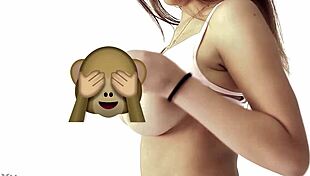 Aida martinez undresses for the peruvian selection in a casual setting