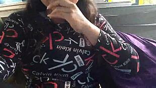 las nuevas formas de ligar en un bus un desconocido me toca las nalgas mientras viajo al campo a visitar a mi marido yo me puse sucia y terminamos haciendo locuras