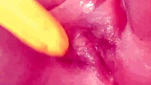 Desi Bhabhi Went To The Bathroom And Got Fucked On The Pretext Of Taking A Bath.