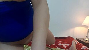 New Neighbor Wife Loves Semen Swallowing