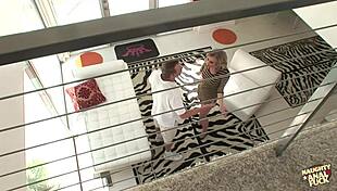 Relationship Argument Turns Into Shower Dispute With Blonde and Friends