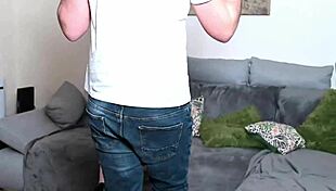 Lety Howl daphnee lecerf gian howl threesome double blowjob hard fucking facial cumshot