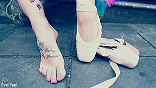 hey ballerina in heels walks street barefoot licks toes deepthroats gagging on cock outdoor fetish