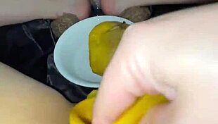 mango stuffs 18yo saudi virgin's pussy in la food fetish solo