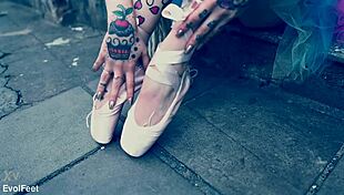 hey ballerina in heels walks street barefoot licks toes deepthroats gagging on cock outdoor fetish