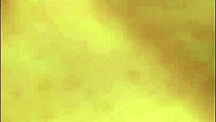 omg virgin 18yo saudi arab teen fingers pussy first time squirting loud moans in la! 🔥💦😩