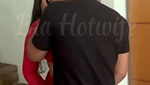 Corno CHAMOU o amigo PRA ARROMBAR meu cuzinho NA nossa cama!