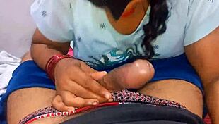 Indian bhabhi takes big cumshot in mouth after deepthroat